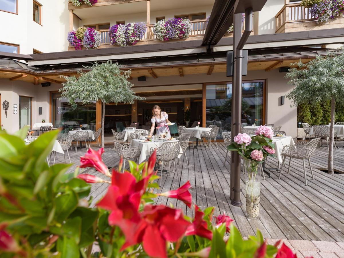 Hotel Zentral ****Superior Kirchberg in Tirol Exterior foto