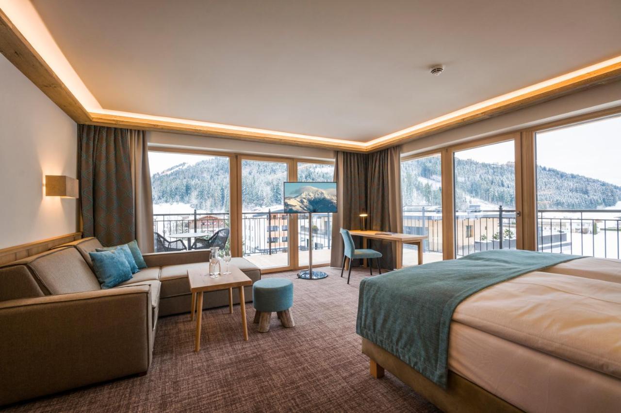 Hotel Zentral ****Superior Kirchberg in Tirol Exterior foto