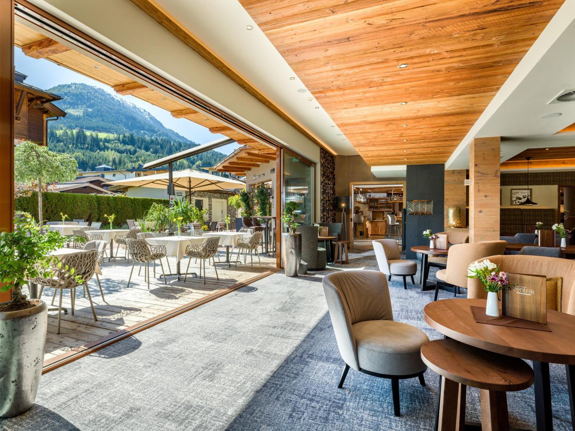 Hotel Zentral ****Superior Kirchberg in Tirol Exterior foto